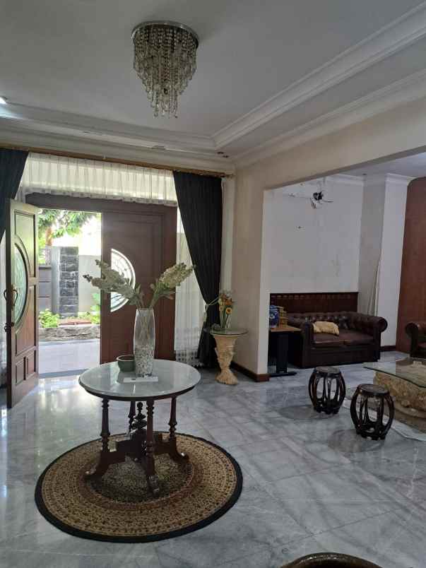 kertajaya siap huni terawat 1 lantai nego