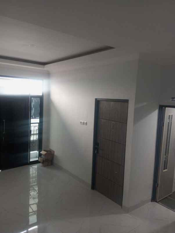 kpr rumah 2 5 lantai di kahfi 1 jagakarsa