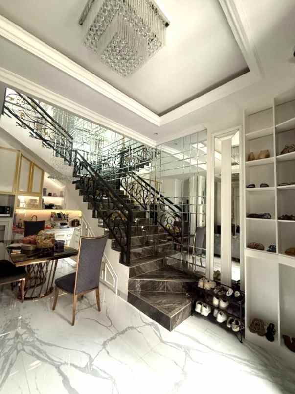 rumah 2 lantai 6x13 83m type 2kt jatisampurna bekasi