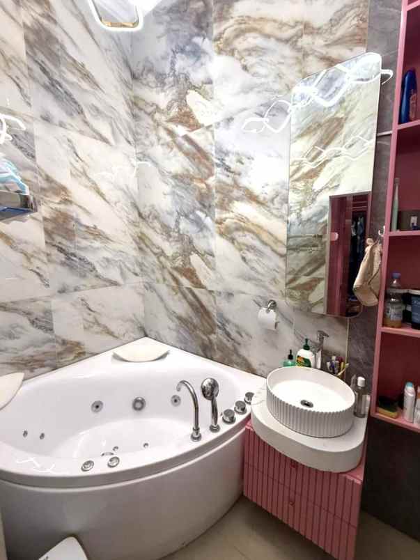 rumah 2 lantai 6x13 83m type 2kt jatisampurna bekasi