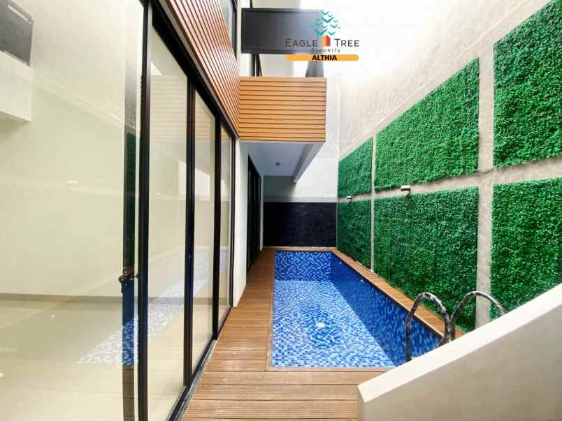 rumah 2 lantai dengan private pool di bintaro sektor 9