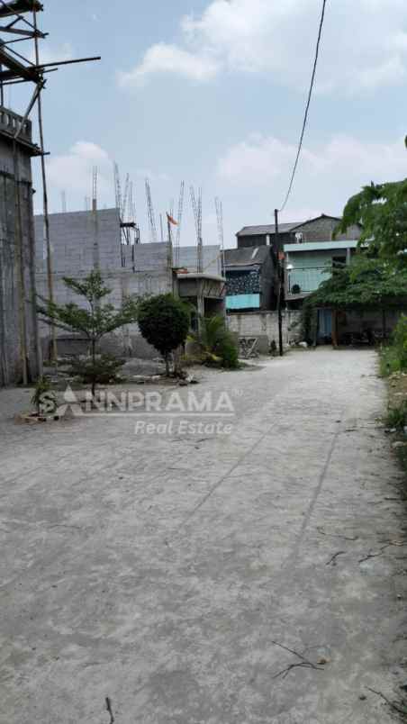 rumah 2 lantai khusus muslim di jakarta timur fdly