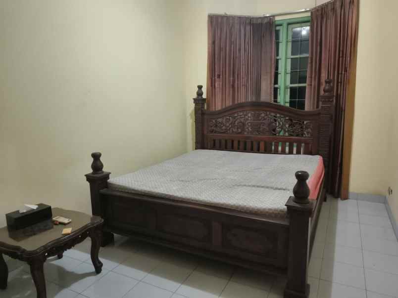 rumah 2 lantai mewah 520m 5kt dekat monjali ugm