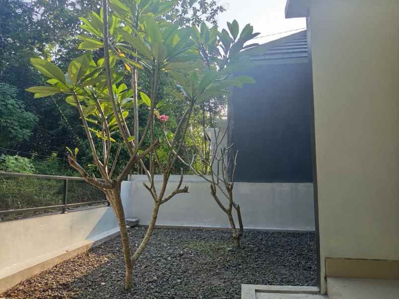 rumah 3 kt dekat umy cokelat monggo sisa 2 unit
