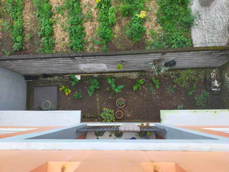 rumah 4 kamar tidur cihanjuang kabupaten bandung barat