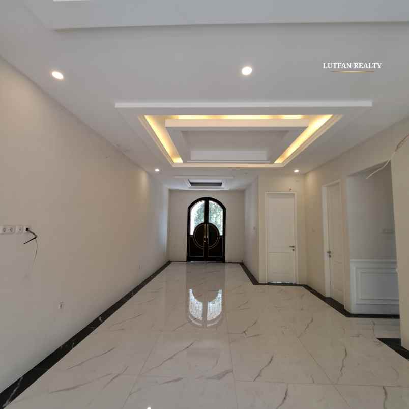 rumah american classic jagakarsa dekag tol brigift