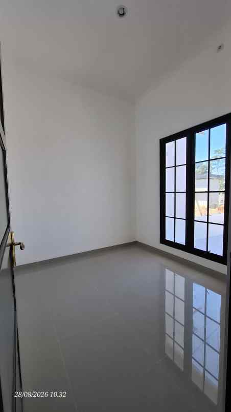 rumah american classic spek mewah banyumanik semarang