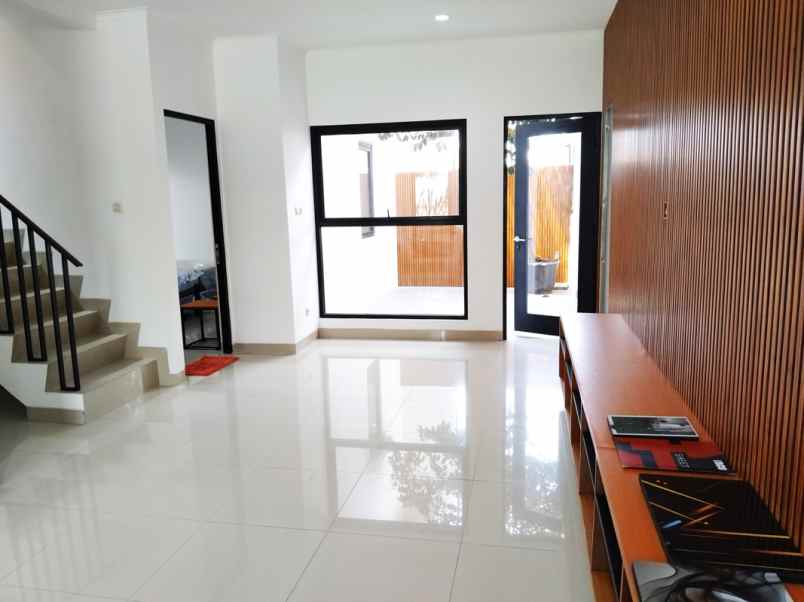 rumah asri nyaman siap huni gandul cinere