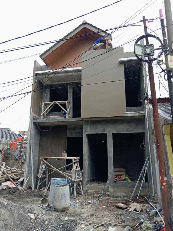 rumah baru 3 kamar tanah sareal kota bogor shm