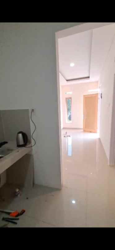 rumah baru dalam cluster di bebedahan sawangan depok