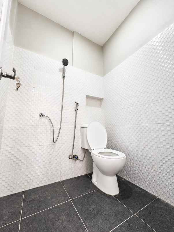 rumah baru full furnished dekat bsd nego sampe deal