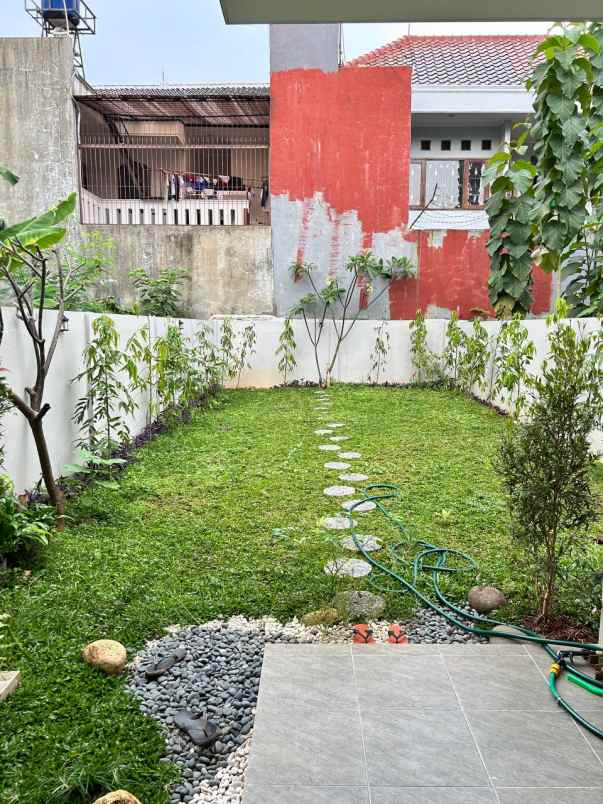 rumah baru mewah siap huni dipondok kelapa durensawit