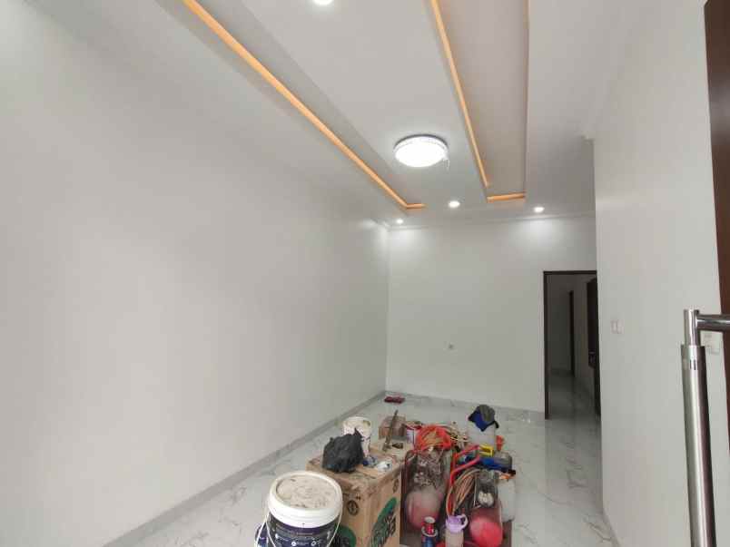 rumah baru siap huni pondok bambu jakarta timur