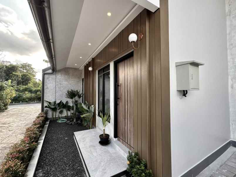 rumah cantik desain modern di kalasan sleman
