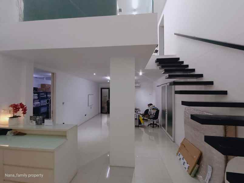 rumah dalam komplek perumahan bintaro jaya