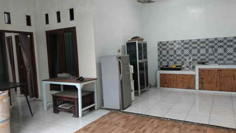 rumah dekat unnes gunungpati semarang