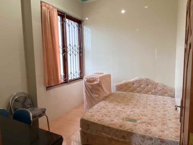 rumah dharmahusada 2 lantai lebar 12 nego