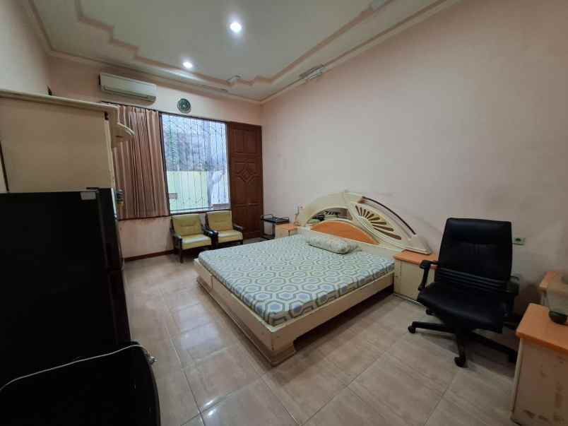 rumah dharmahusada 2 lantai lebar 12 nego