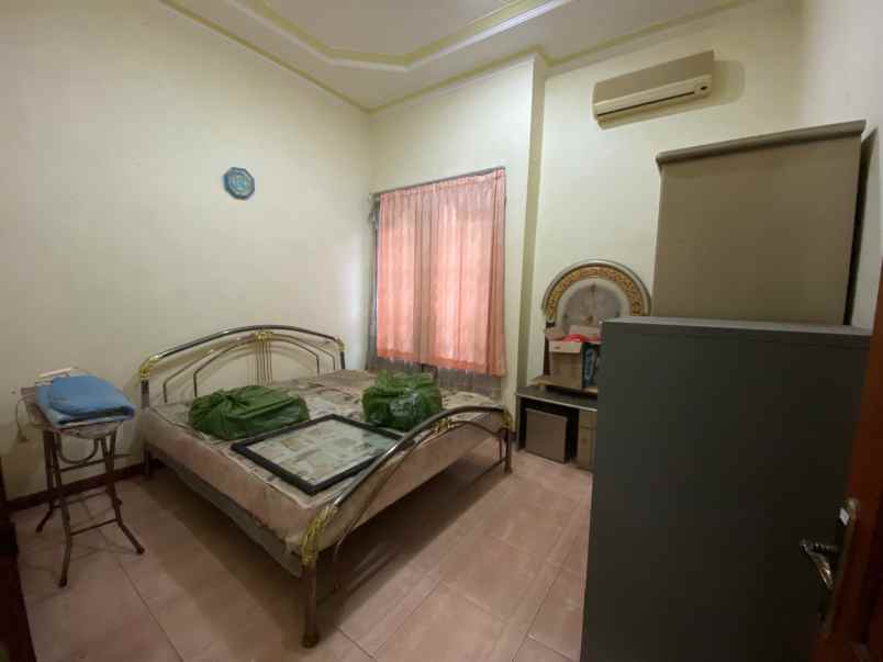 rumah dharmahusada 2 lantai lebar 12 nego