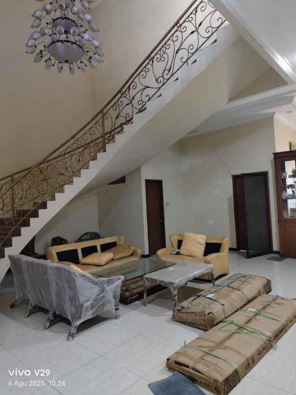 rumah dharmahusada mas boulevard siap huni
