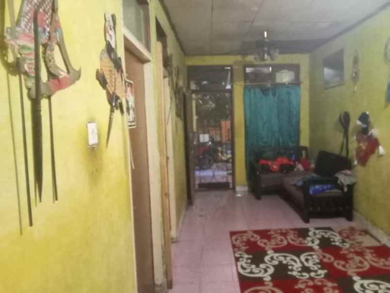 rumah di villa mutiara gading bekasi c0658