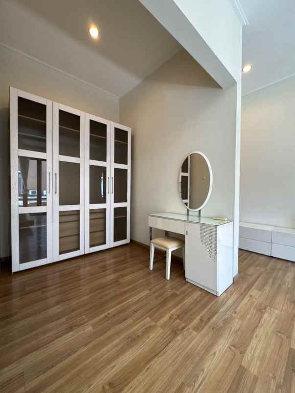 rumah dijual di pasteur mewah nyaman strategis