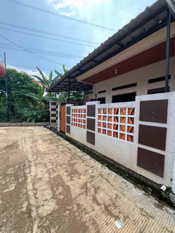 rumah dijual ready siap huni dekat stasiun