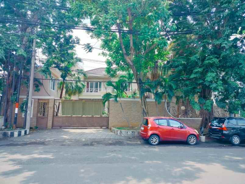 rumah disewakan tegalsari surabaya pusat nol jalan