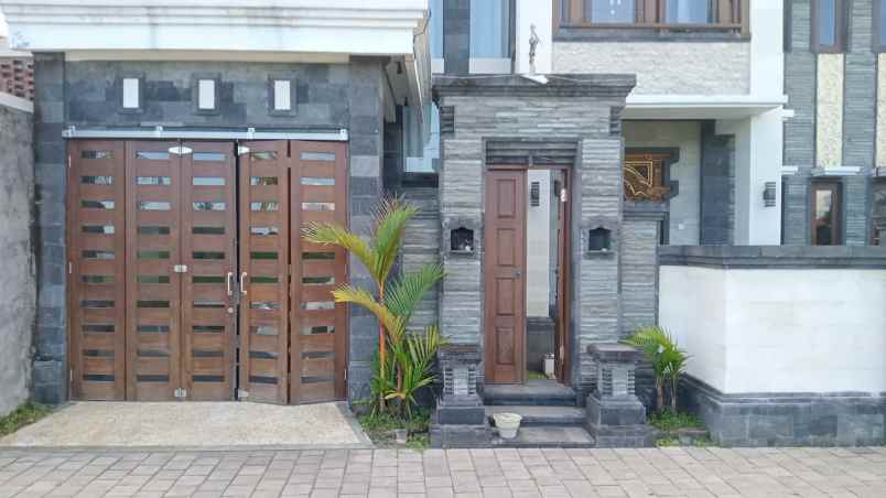rumah furnished view sawah lukluk mengwi badung bali