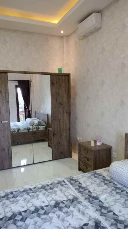 rumah furnished view sawah lukluk mengwi badung bali