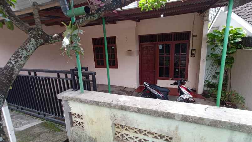 rumah gedawang banyumanik semarang