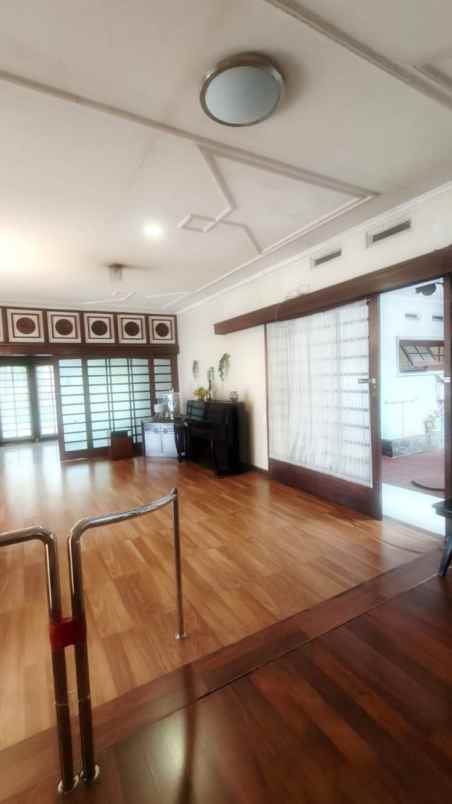 rumah harga njop dekat tol pasteur