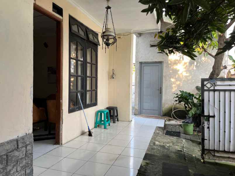 rumah hook hitung tanah di perumnas 3 bekasi timur