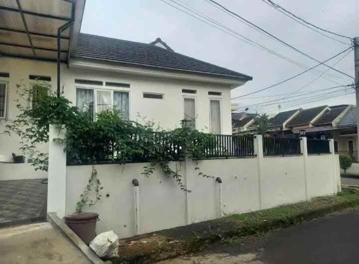 rumah hook siap huni di bella casa residence depok