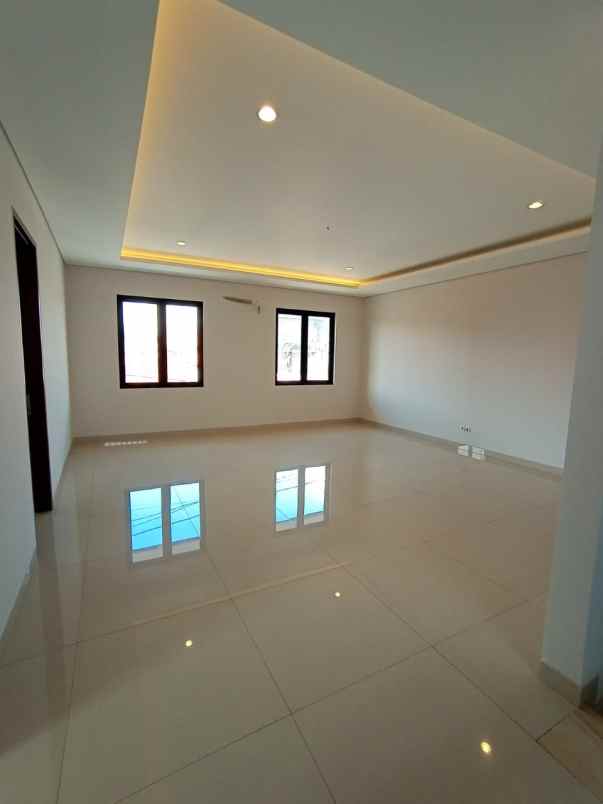 rumah jalan cendrawasih