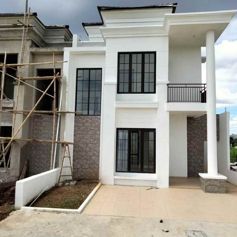 rumah jl raya kaliabang tengah