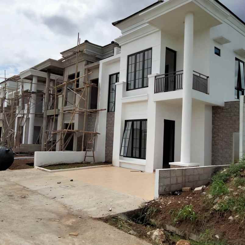 rumah jl raya kaliabang tengah