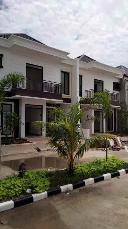 rumah jl raya kaliabang tengah