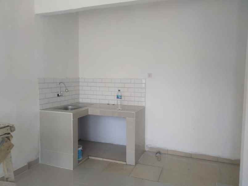 rumah jl raya karadenan sukahati