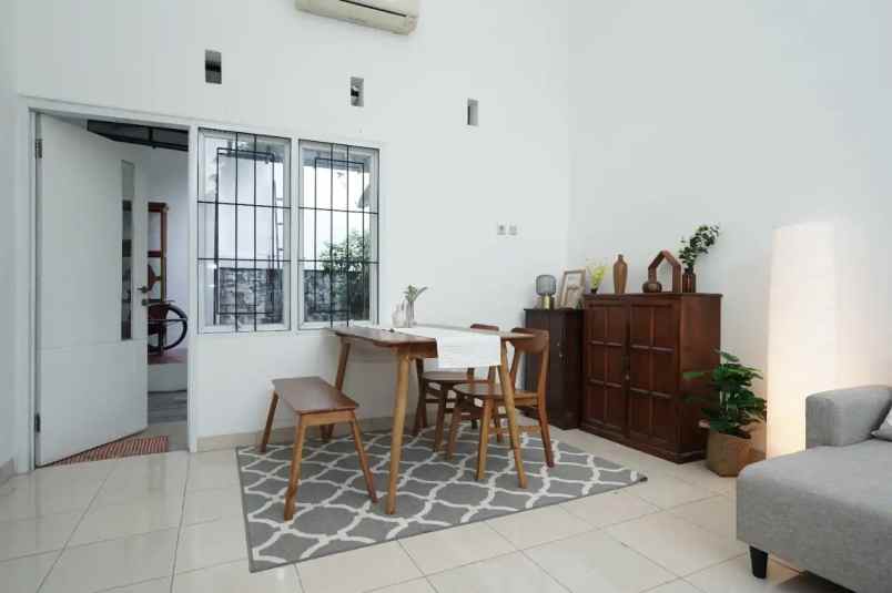 rumah jln raya permata cimanggis