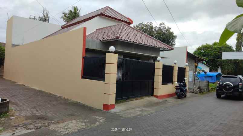 Rumah Baru Proses Bangun 90 Di Timur Jcm Jl Magelang Dekat Ugm