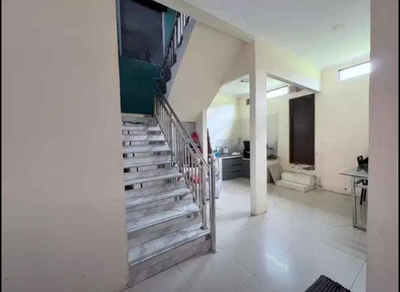 rumah keren beken di jati asih