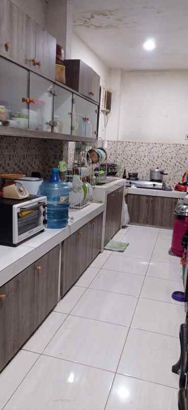 rumah komplek padasuka indah hook lt besar
