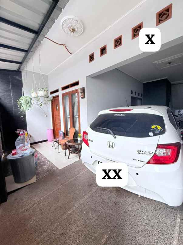 rumah kost dua lantai sarijadi kota bandung