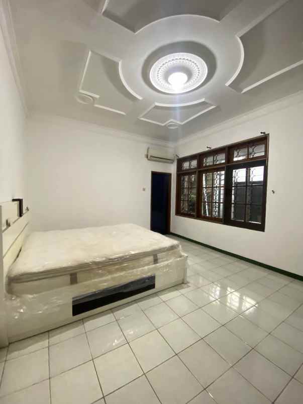 rumah kutisari tengglis mejoyo surabaya