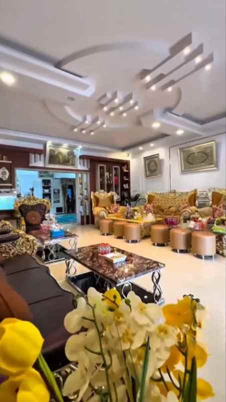 rumah mewah beserta perabot paris 2 sepakat 2
