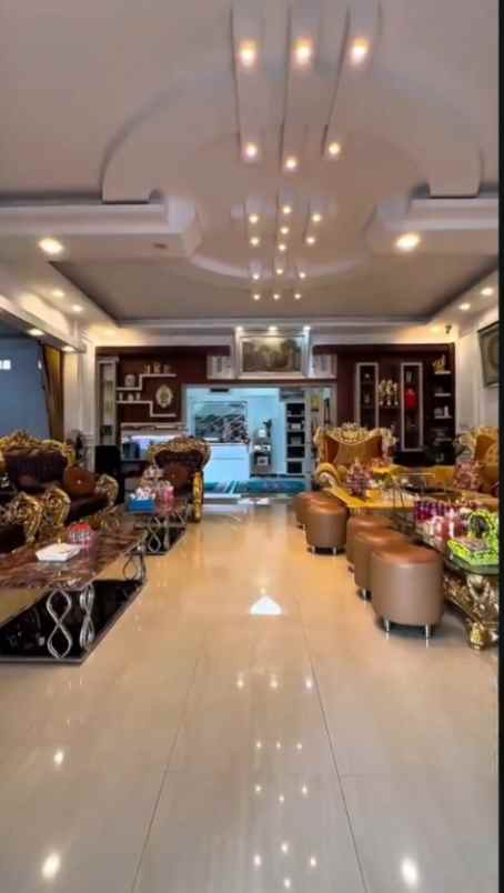 rumah mewah beserta perabot paris 2 sepakat 2