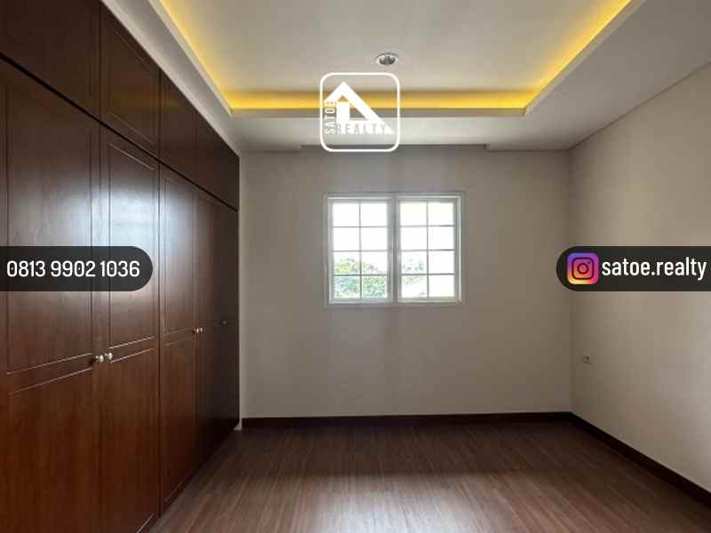 rumah mewah dalam komplek jatipadang pasar minggu