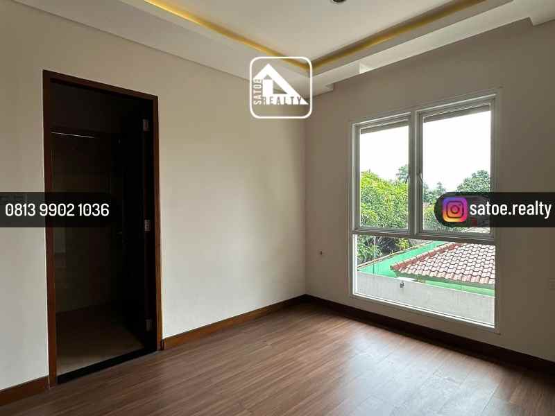 rumah mewah dalam komplek jatipadang pasar minggu
