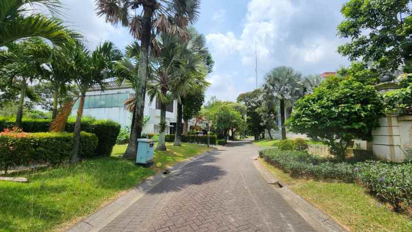 rumah mewah di lippo karawaci tangerang